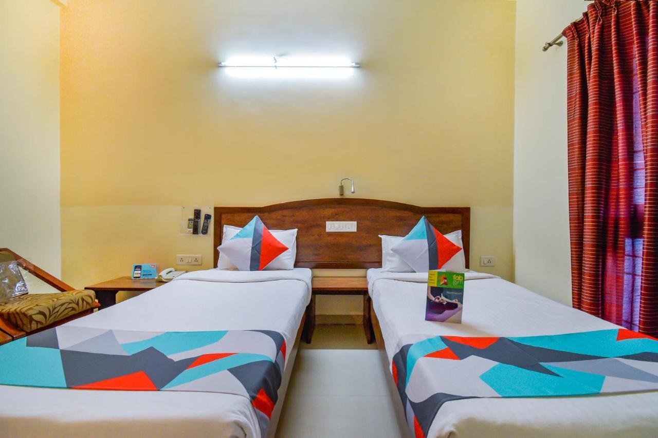 Hotel Ashiyana Pune Exterior foto